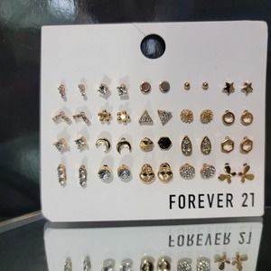 Forever 21 | Gold | Studs | 20 Pairs